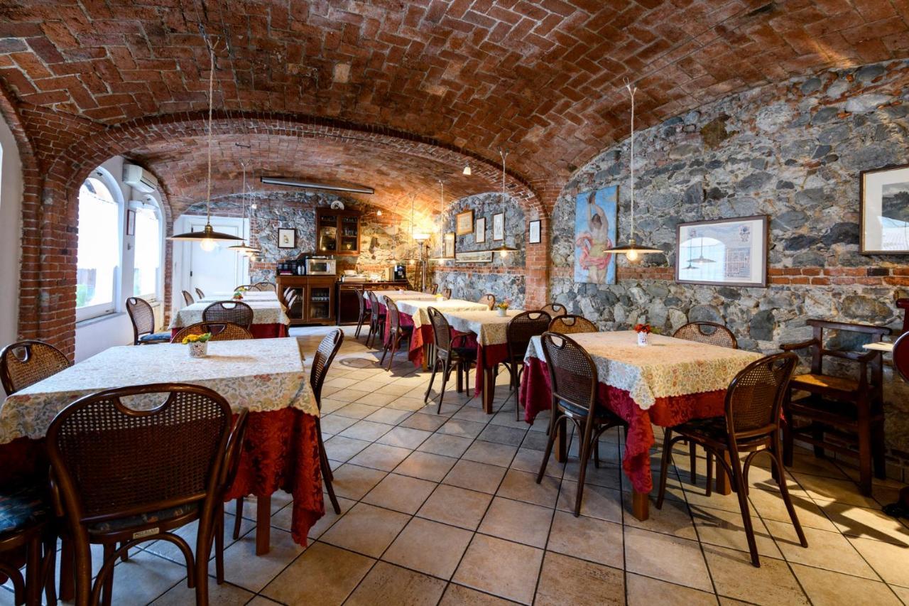 Cantina Anzivino - Affittacamere Gattinara Exteriör bild